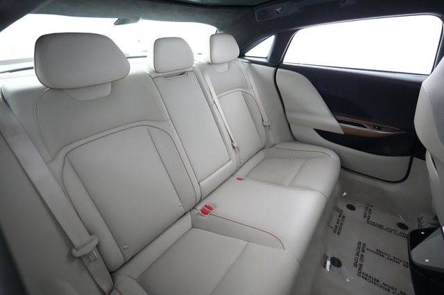 2023 Lucid Air — photo 4 of 22