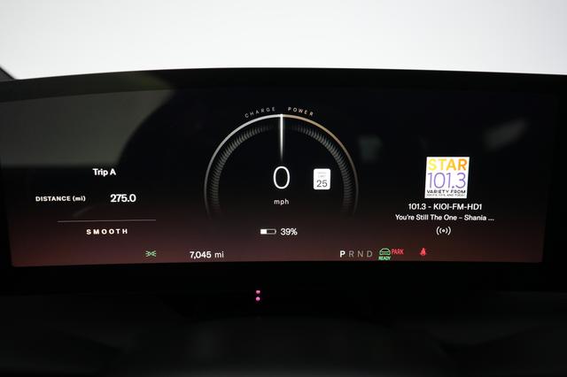 2023 Lucid Air — photo 5 of 21