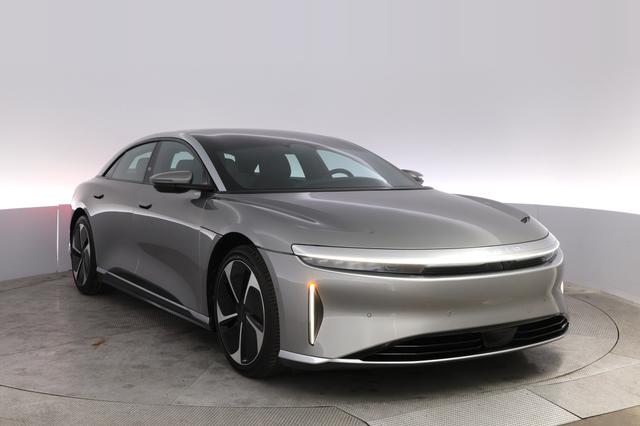 2023 Lucid Air — photo 10 of 21