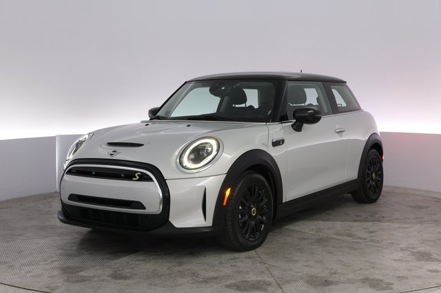 2023 MINI Cooper SE — VIN WMW13DJ02P2T62392