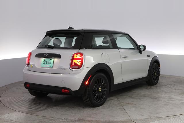 2023 MINI Cooper SE — photo 2 of 20