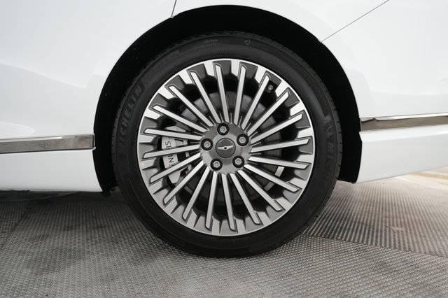 2024 Genesis Electrified G80 — photo 7 of 19