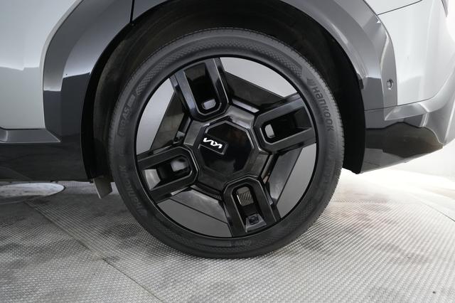 2024 Kia EV9 — photo 7 of 23