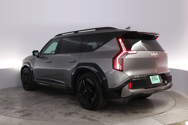 2024 Kia EV9 — photo 13 of 23