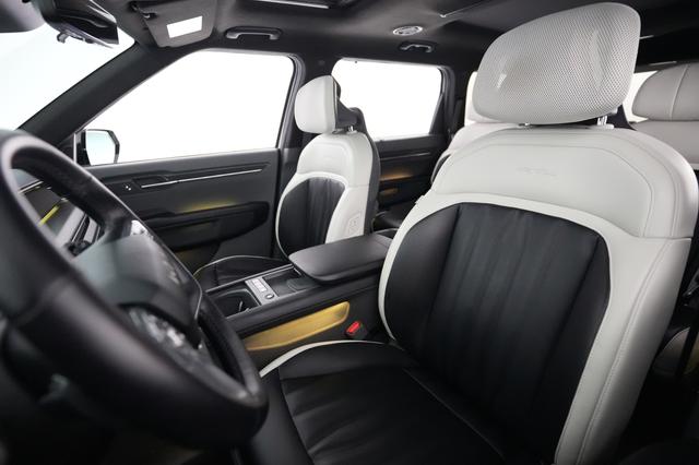 2024 Kia EV9 — photo 3 of 23