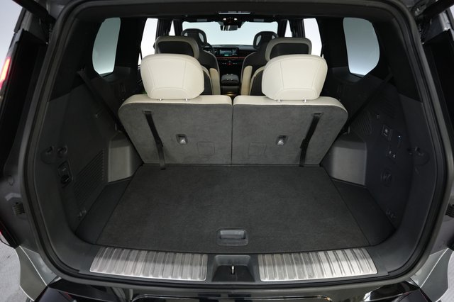 2024 Kia EV9 — photo 6 of 23
