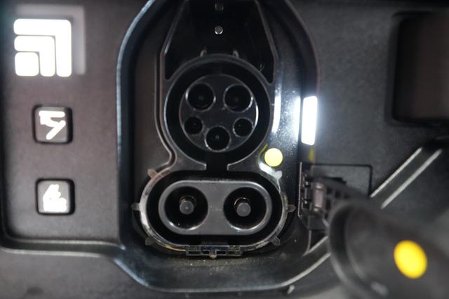 2024 Kia EV9 — photo 8 of 23