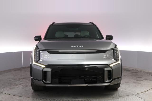 2024 Kia EV9 — photo 9 of 23