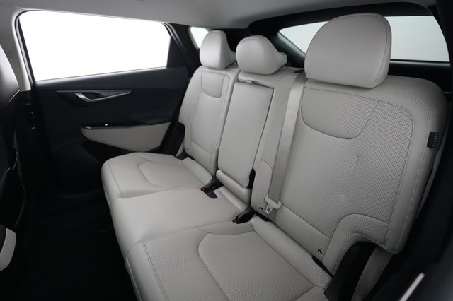 2025 Kia EV6 — photo 19 of 22