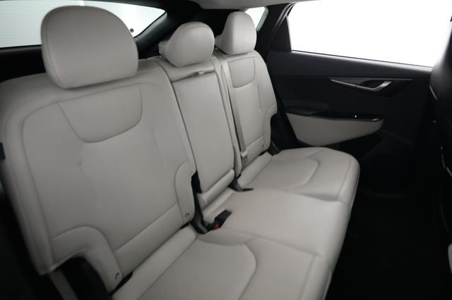 2025 Kia EV6 — photo 4 of 22