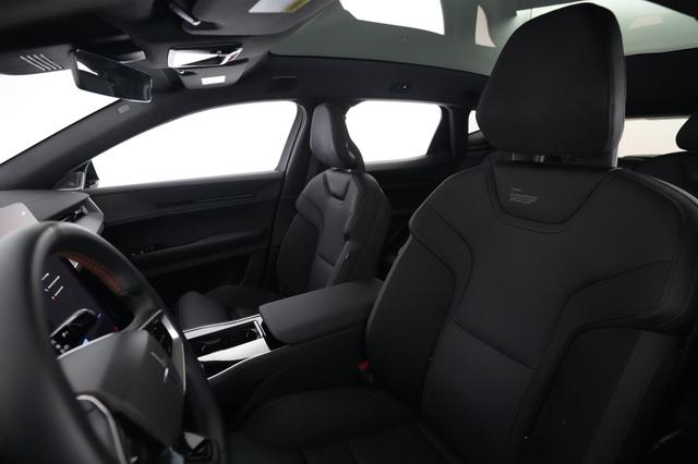 2025 Polestar 3 — photo 3 of 21