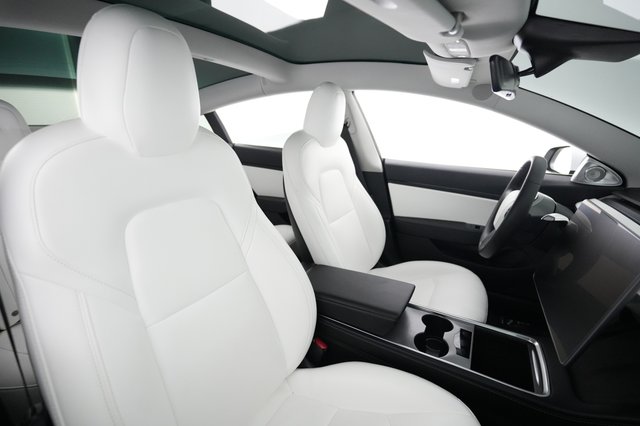 2019 Tesla Model 3 — photo 18 of 21