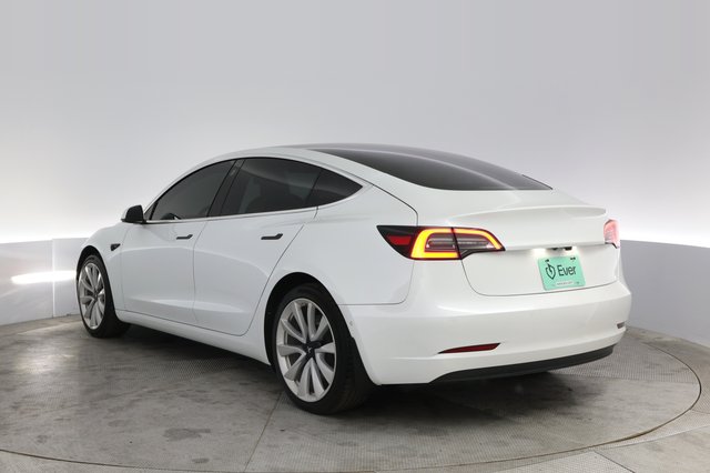 2019 Tesla Model 3 — photo 13 of 21