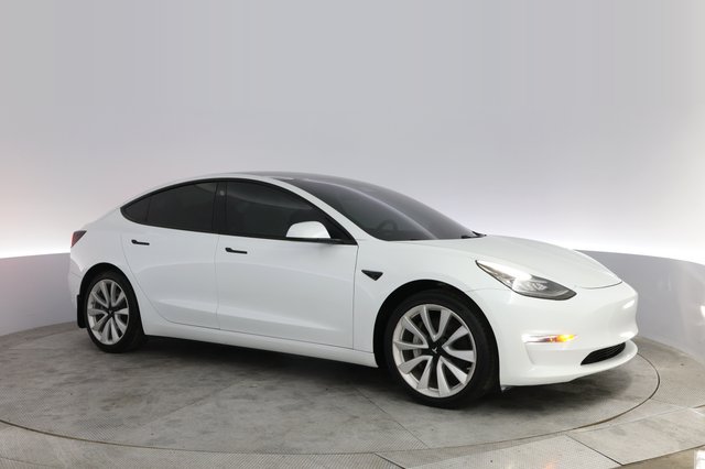 2019 Tesla Model 3 — photo 11 of 21