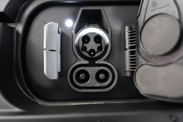 2022 BMW iX — photo 8 of 20