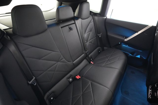 2022 BMW iX — photo 4 of 20