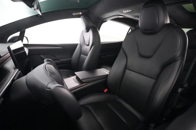 2023 Tesla Model X — photo 3 of 29