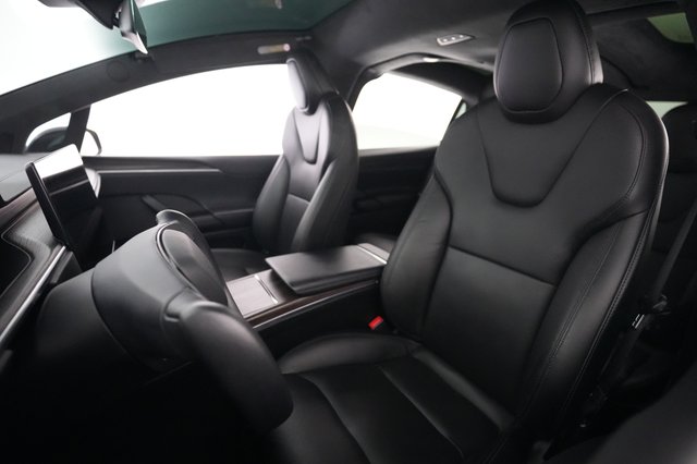 2023 Tesla Model X — photo 3 of 29