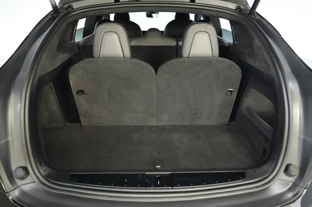 2023 Tesla Model X — photo 6 of 29