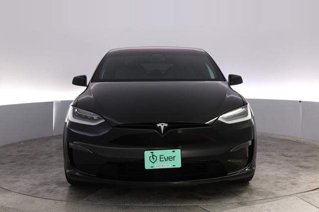 2023 Tesla Model X — photo 9 of 29