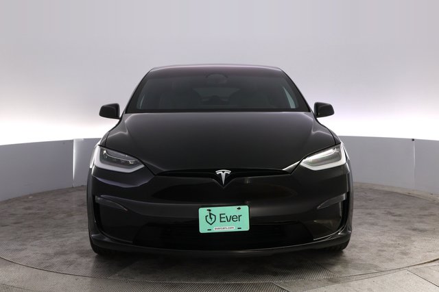 2023 Tesla Model X — photo 9 of 29