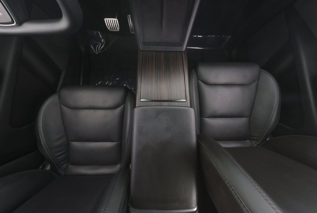 2023 Tesla Model X — photo 24 of 29