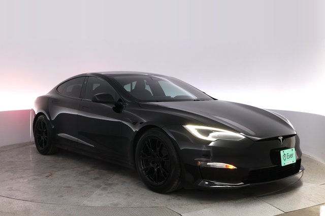 2023 Tesla Model S — photo 10 of 21