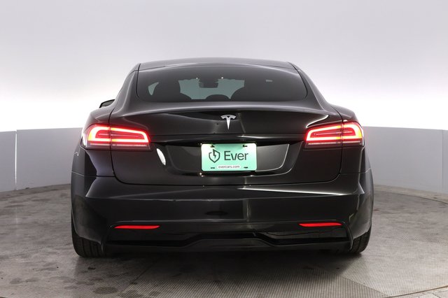 2023 Tesla Model S — photo 12 of 21