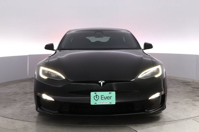 2023 Tesla Model S — photo 9 of 21