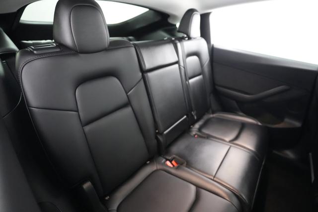 2023 Tesla Model Y — photo 4 of 23