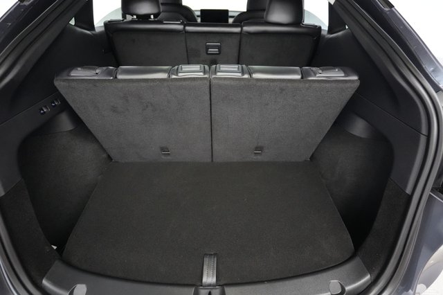 2023 Tesla Model Y — photo 6 of 23
