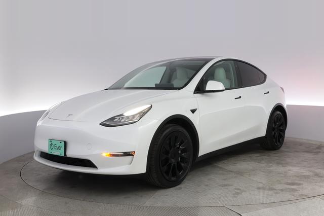 2023 Tesla Model Y — VIN 7SAYGDEE3PF607969