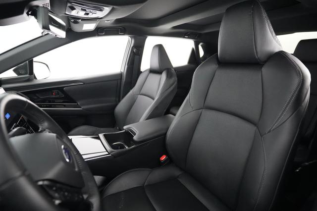 2023 Subaru Solterra — photo 3 of 20