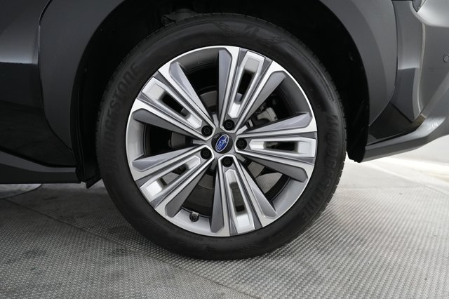 2023 Subaru Solterra — photo 7 of 20