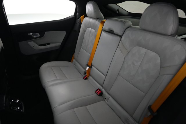2023 Polestar 2 — photo 19 of 23