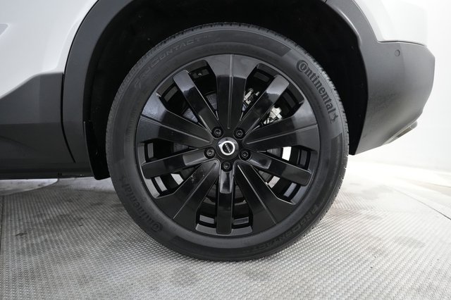 2023 Volvo C40 Recharge — photo 7 of 21