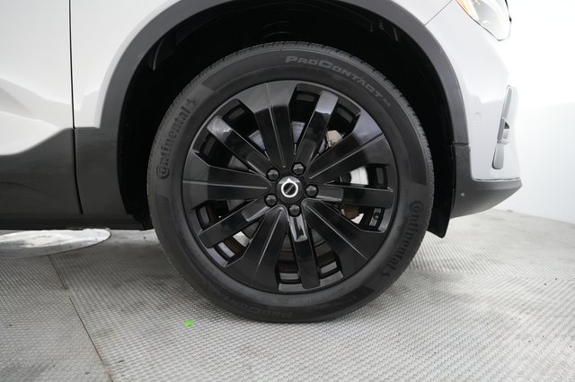2023 Volvo C40 Recharge — photo 16 of 21