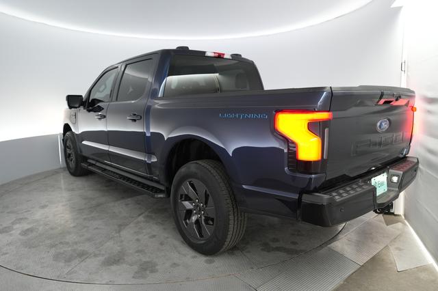 2023 Ford F-150 Lightning — photo 2 of 15