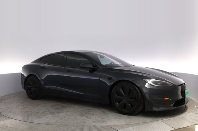 2024 Tesla Model S — photo 11 of 21