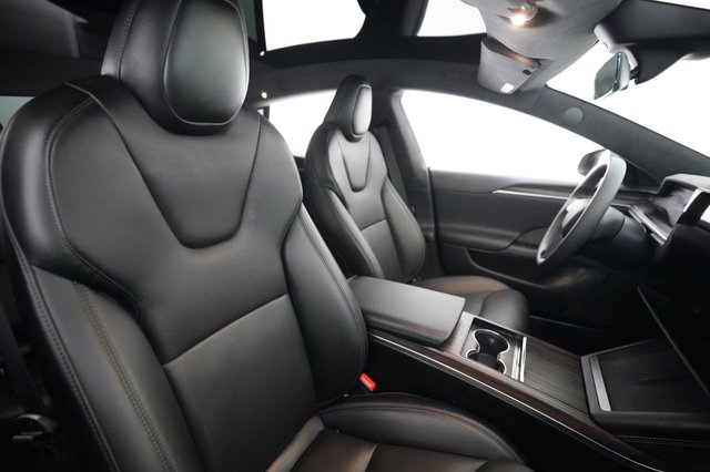 2024 Tesla Model S — photo 18 of 21