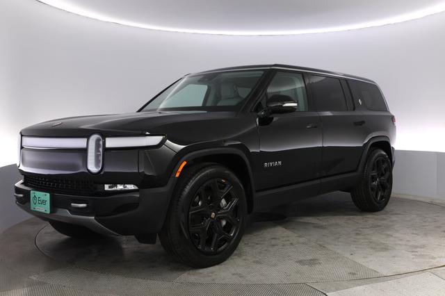 2024 Rivian R1S — VIN 7PDSGCBA5RN037629