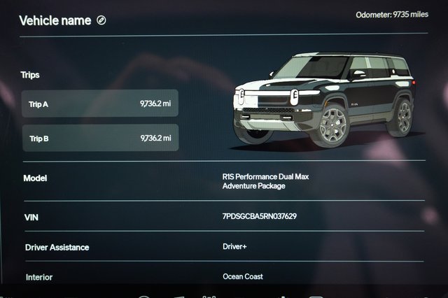 2024 Rivian R1S — photo 5 of 24