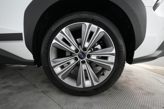 2024 Subaru Solterra — photo 7 of 23