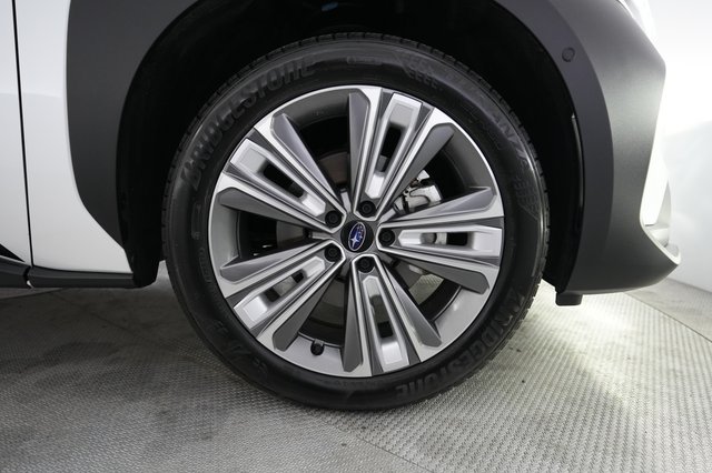 2024 Subaru Solterra — photo 16 of 23