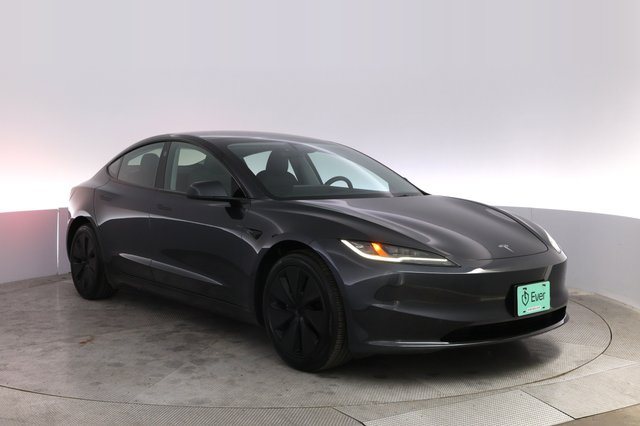 2024 Tesla Model 3 — photo 10 of 21