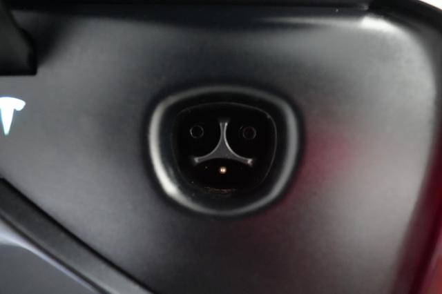 2024 Tesla Model 3 — photo 8 of 21