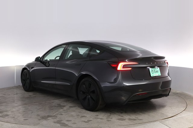 2024 Tesla Model 3 — photo 13 of 21