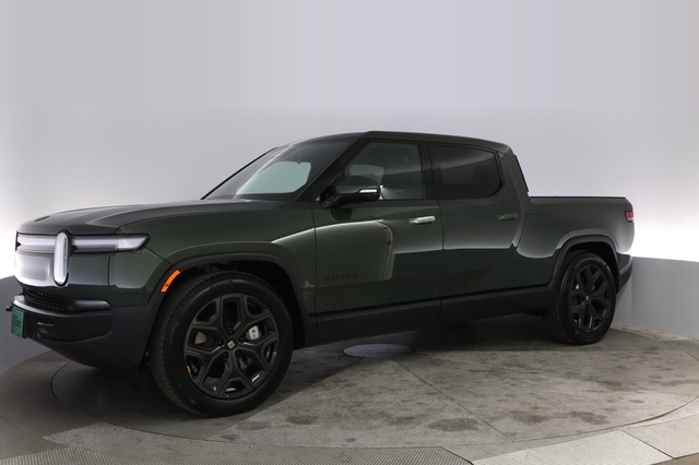 2025 Rivian R1T