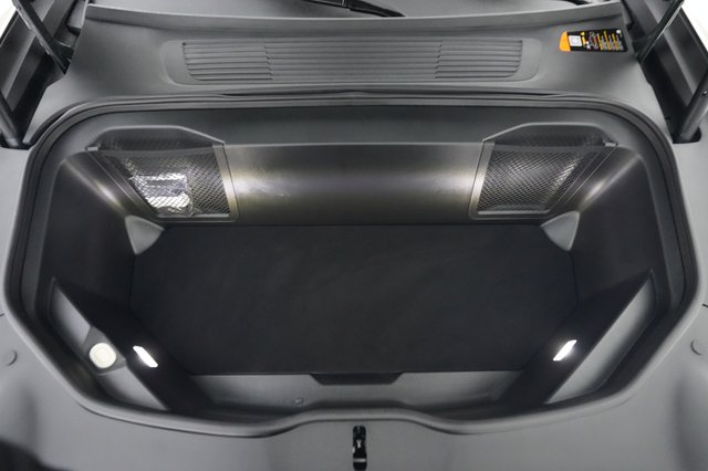 2025 Rivian R1T — photo 20 of 21