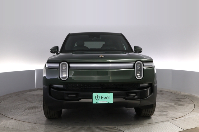 2025 Rivian R1T